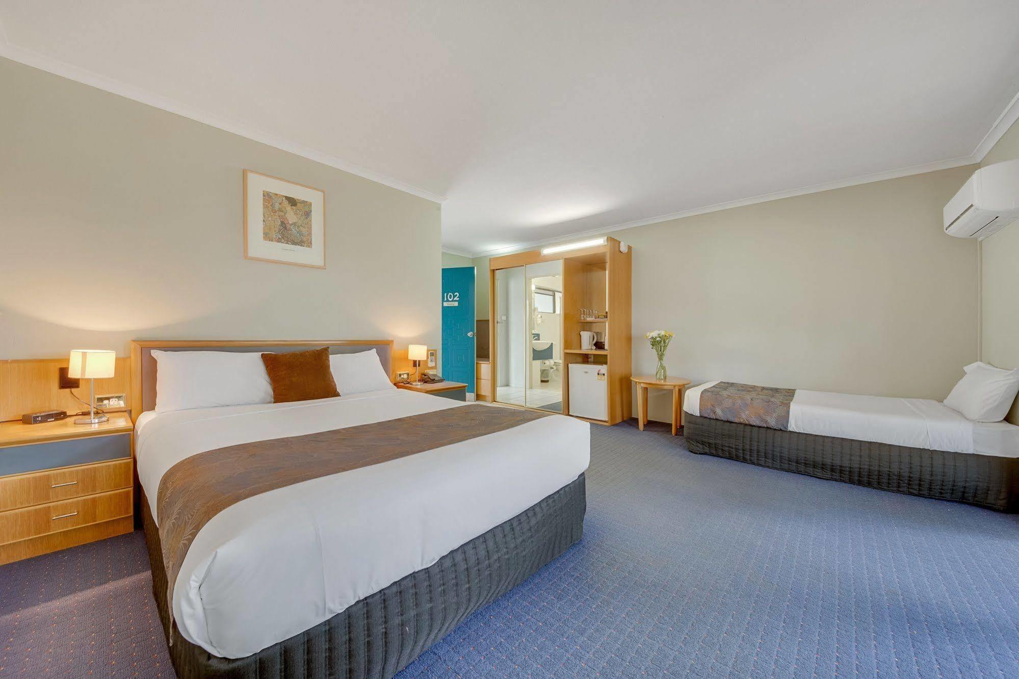 Gladstone Palms Motor Inn Εξωτερικό φωτογραφία