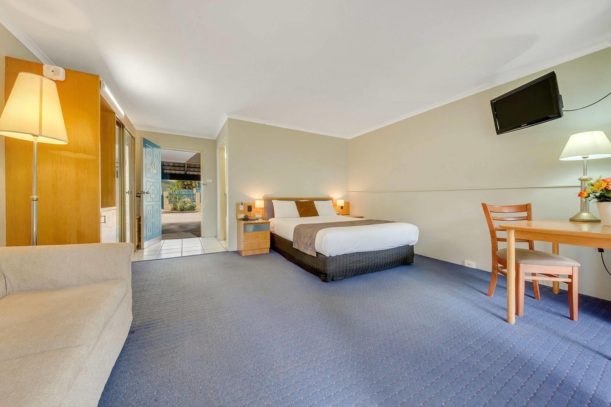 Gladstone Palms Motor Inn Εξωτερικό φωτογραφία