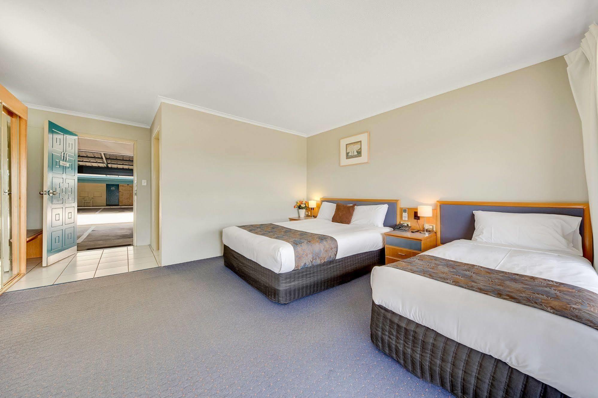Gladstone Palms Motor Inn Εξωτερικό φωτογραφία
