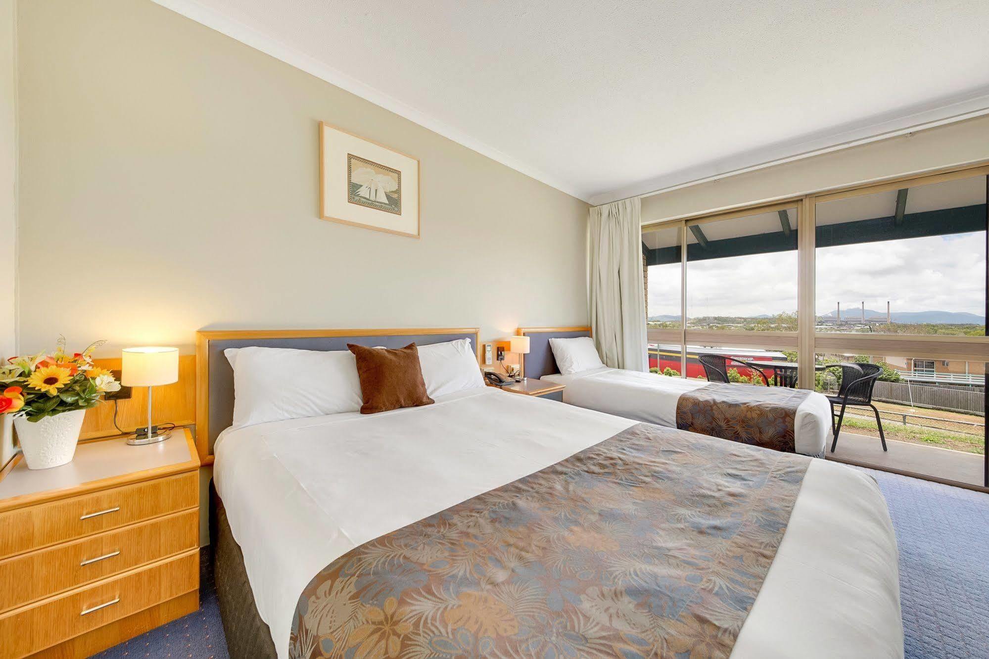 Gladstone Palms Motor Inn Εξωτερικό φωτογραφία