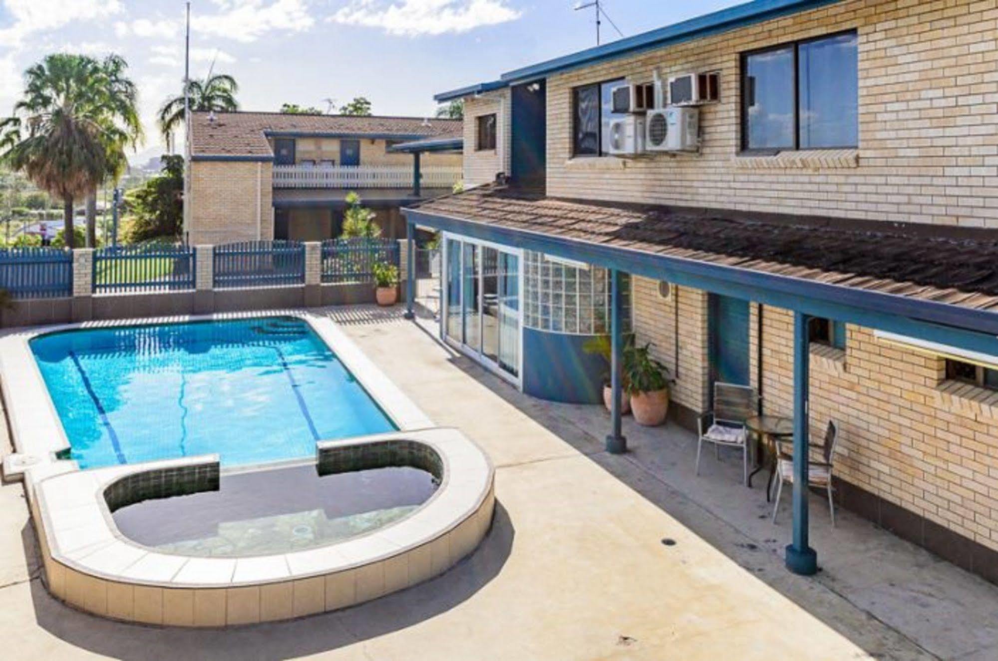 Gladstone Palms Motor Inn Εξωτερικό φωτογραφία